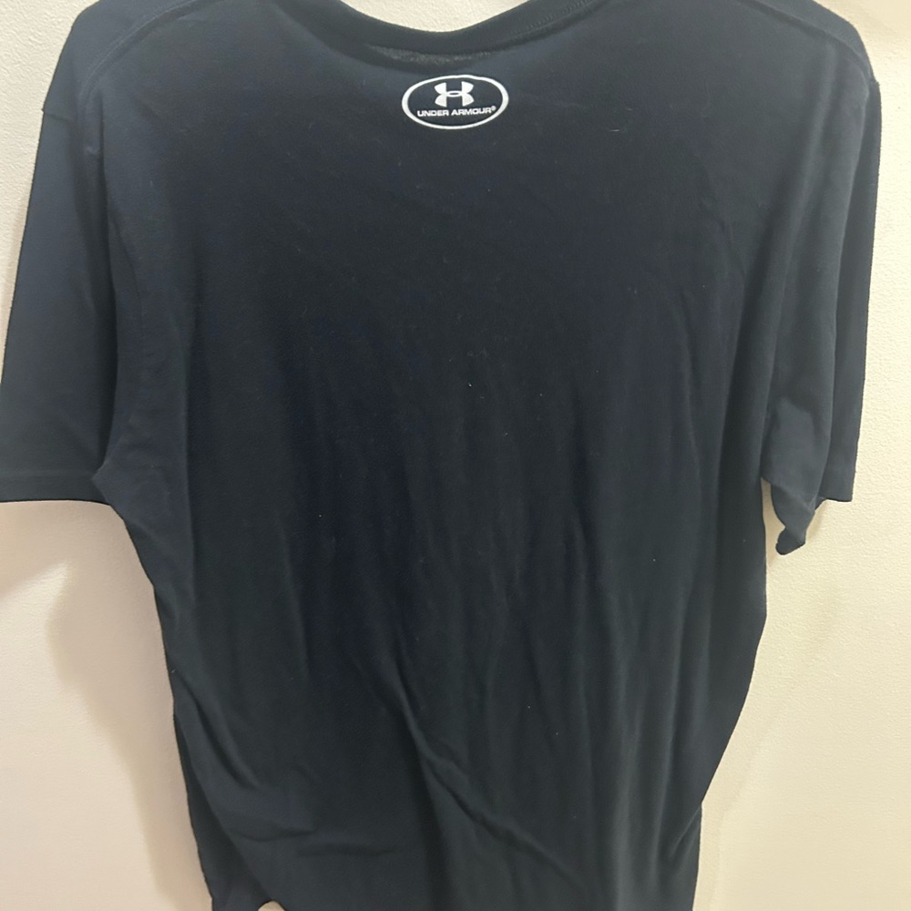 Under Armour Black HeatGear T-Shirt - Picture 2 of 3